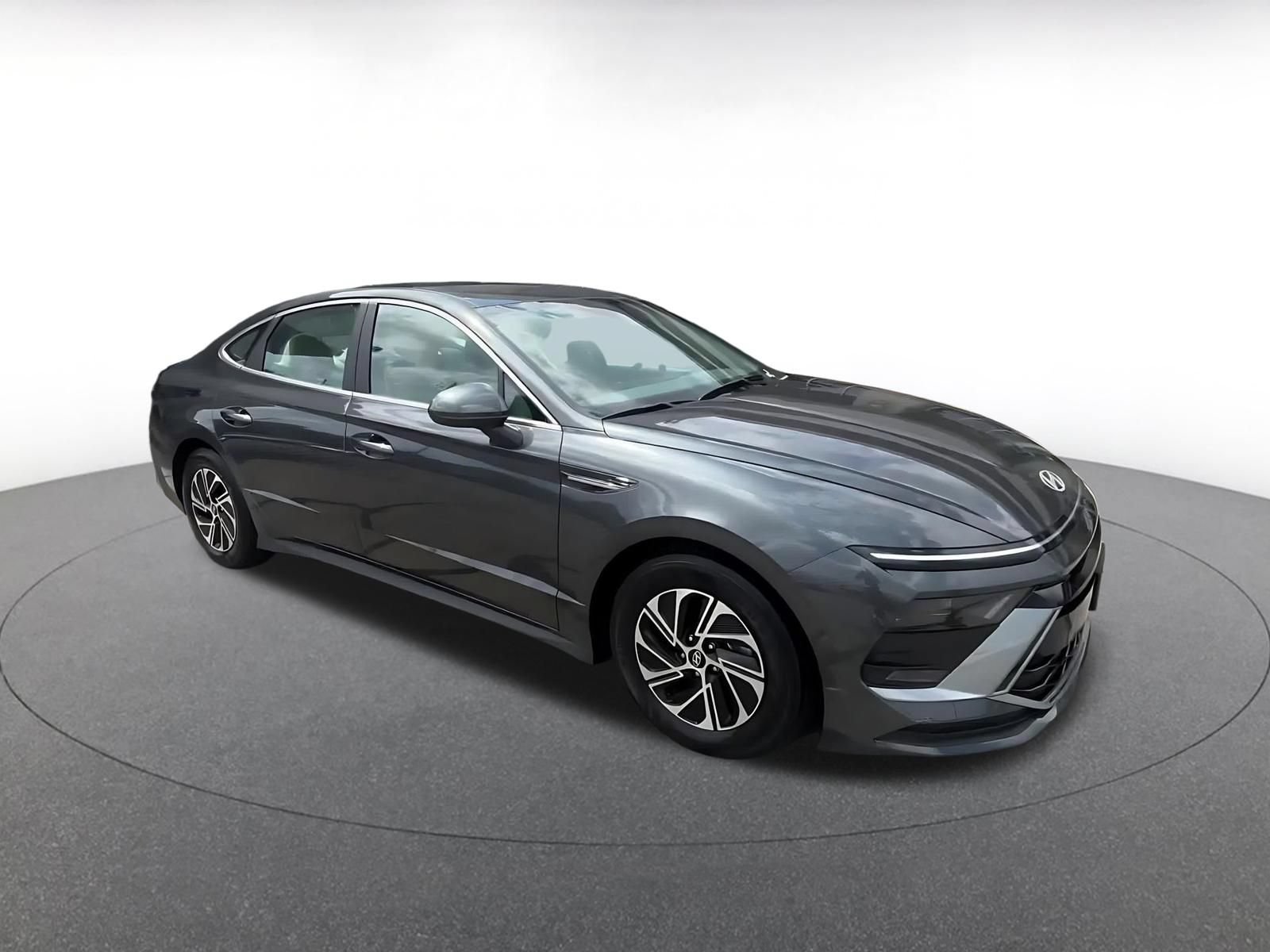 Used 2026 Hyundai Sonata Blue FWD video 2