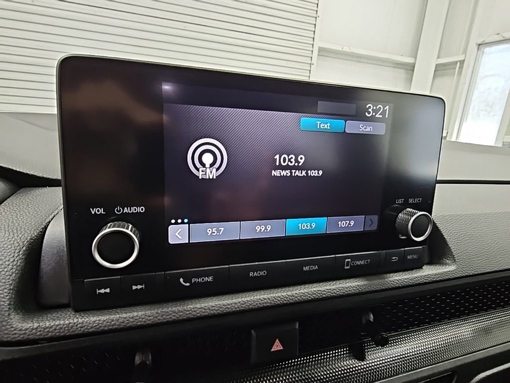 Used 2023 Honda CR-V Sport image 14