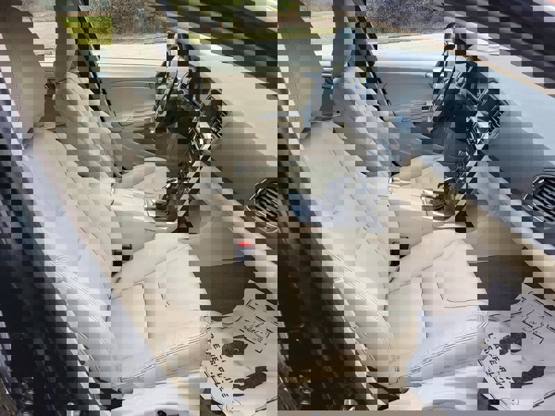 Used 2015 Volvo S60 T5 Premier image 12