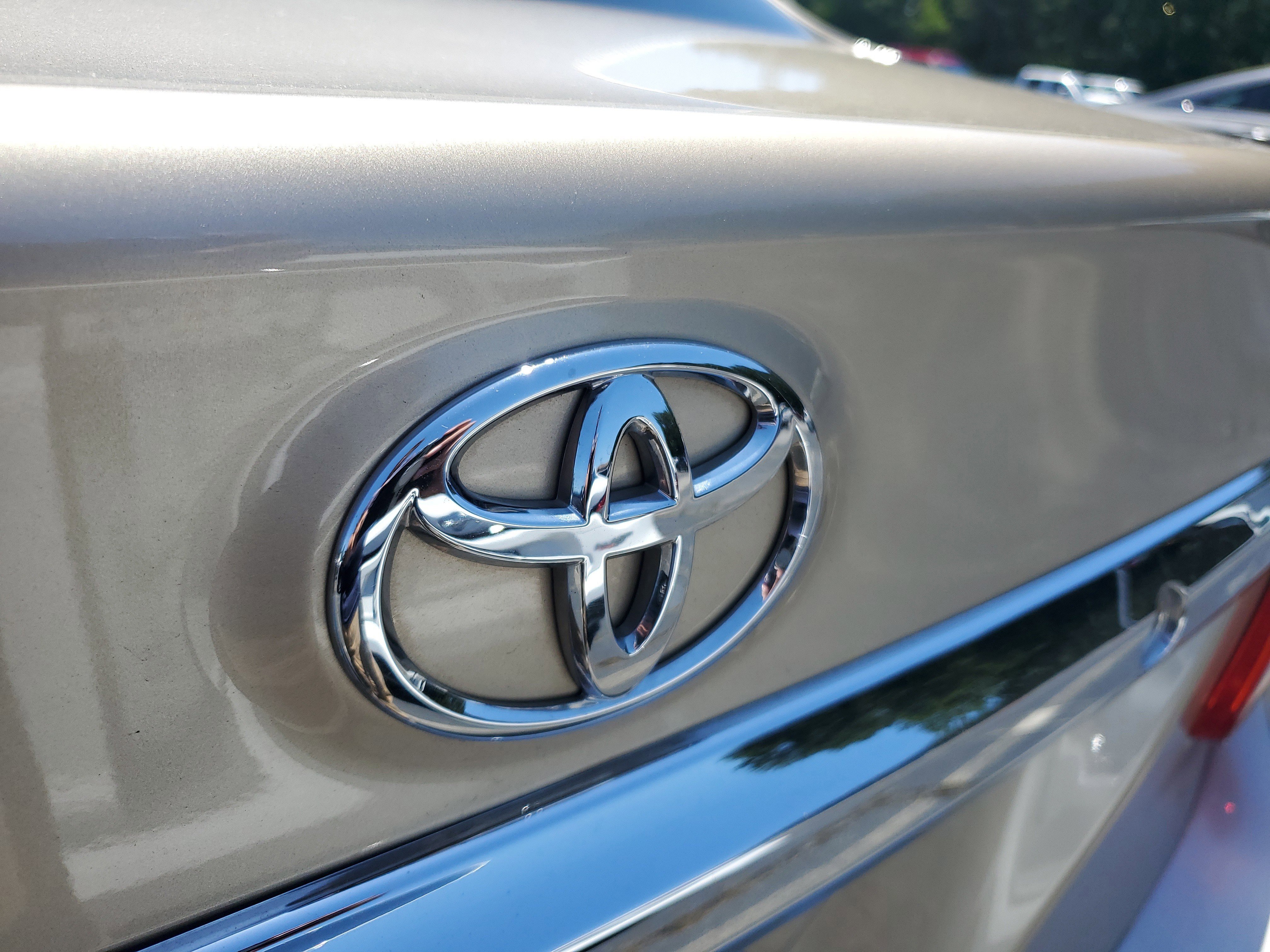 Used 2013 Toyota Corolla L FWD image 6