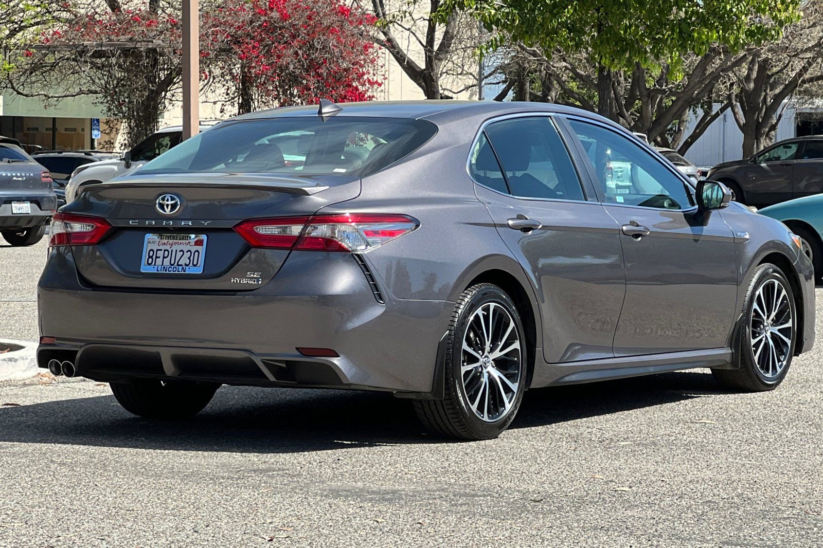 Used 2018 Toyota Camry SE w/ Audio Package image 4