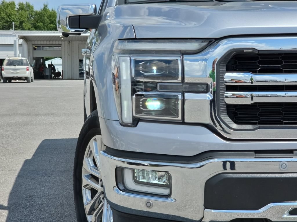 Used 2024 Ford F150 Lariat w/ Equipment Group 502A High AWD/4WD image 9