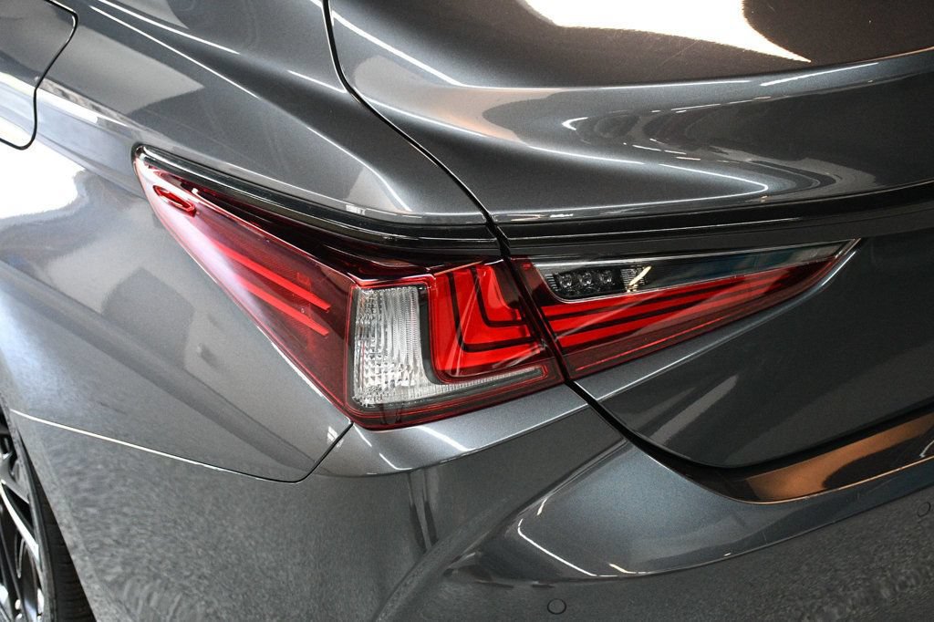 Used 2022 Lexus ES 350 w/ Premium Package FWD image 14
