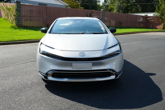 Used 2026 Toyota Prius Plug-In Hybrid FWD image 2