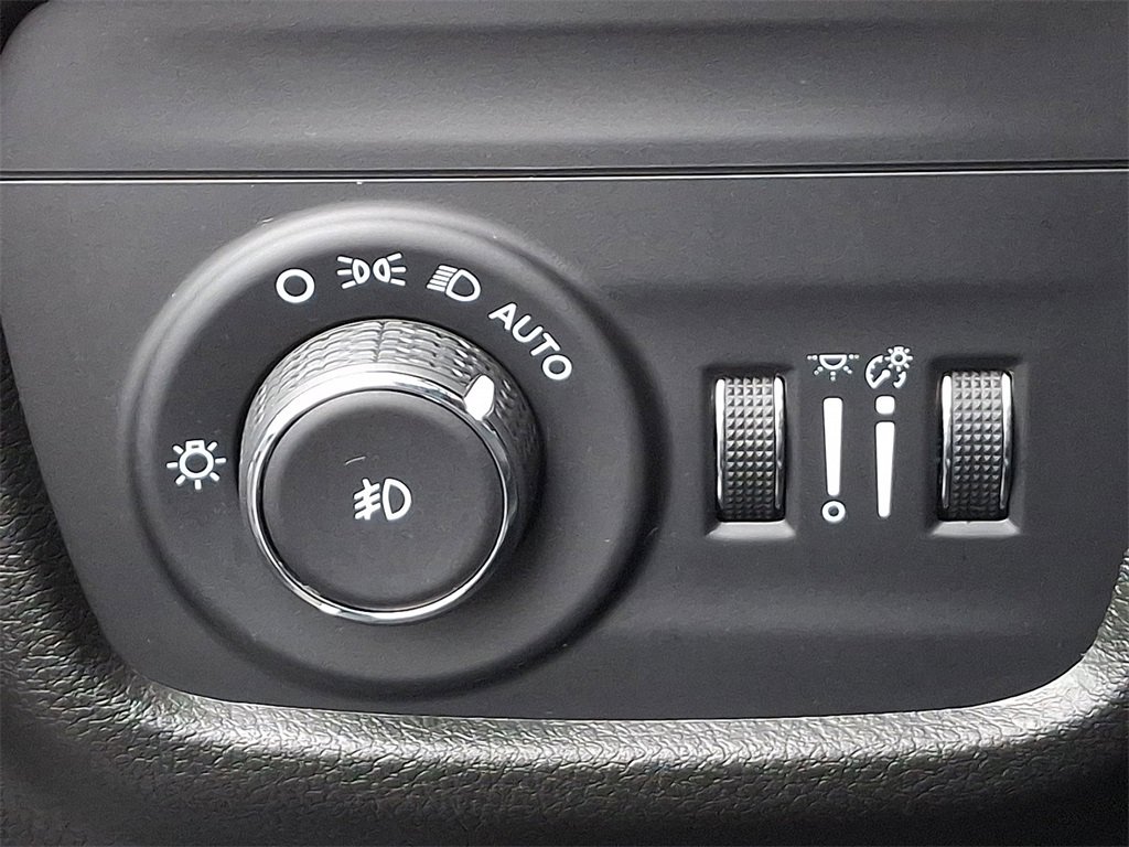 Used 2021 Jeep Grand Cherokee L Limited image 25