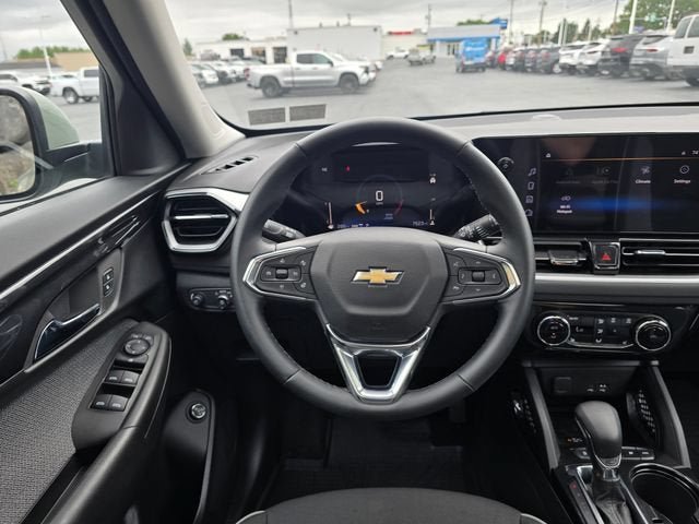 Used 2026 Chevrolet TrailBlazer LT w/ Convenience Package AWD/4WD image 22