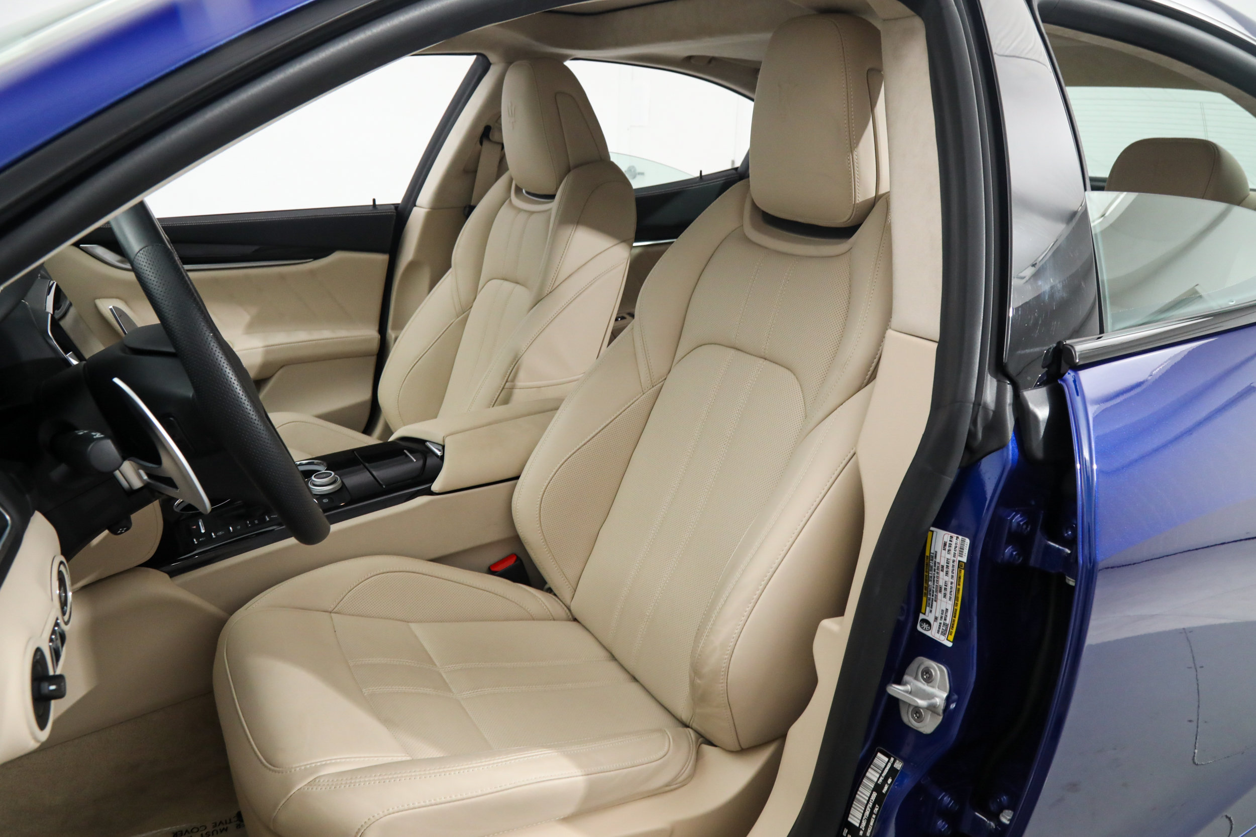 Certified 2023 Maserati Ghibli Modena RWD image 16