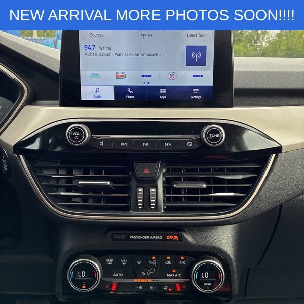 Used 2021 Ford Escape SEL image 17