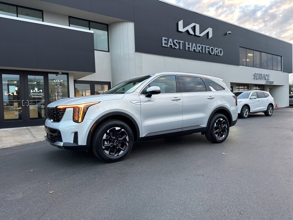 New 2026 Kia Sorento S