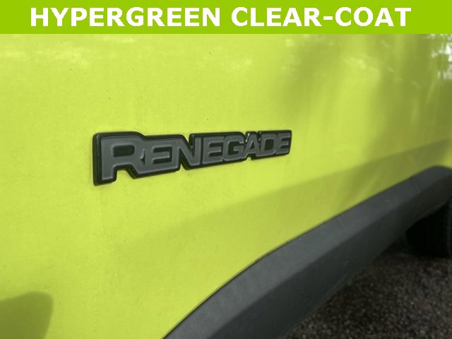 Used 2018 Jeep Renegade Altitude image 12