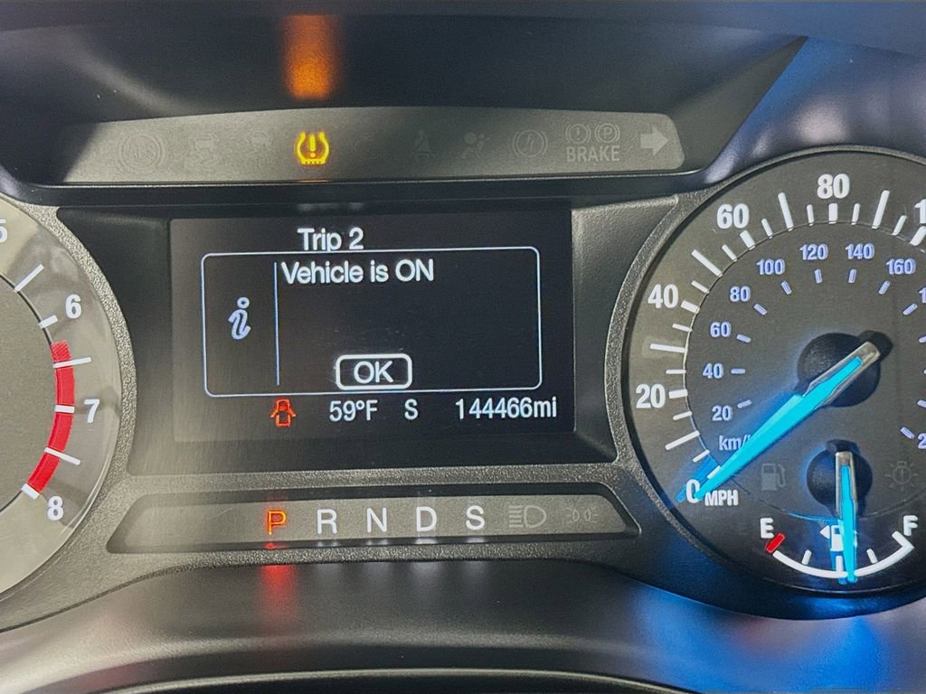 Used 2017 Ford Fusion SE FWD image 15