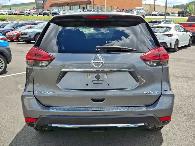 Used 2018 Nissan Rogue SV w/ Sun & Sound Touring Package image 5