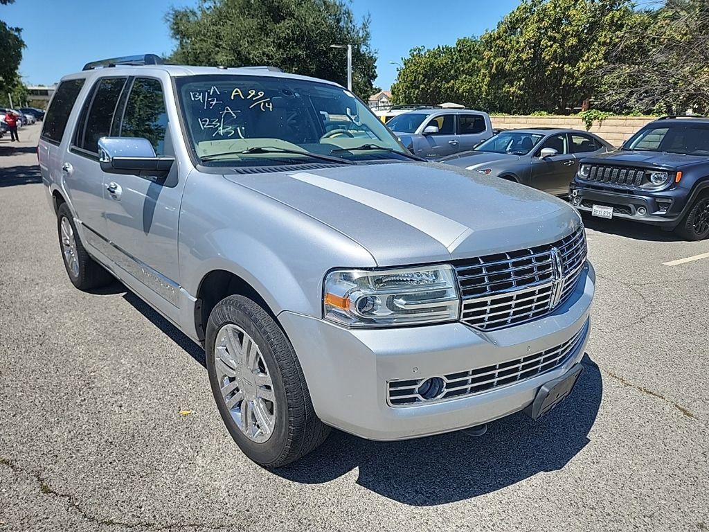 Used 2010 Lincoln Navigator w/ Elite Package image 7
