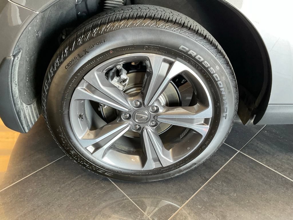 Certified 2025 Acura RDX w/ Technology Package AWD/4WD image 8
