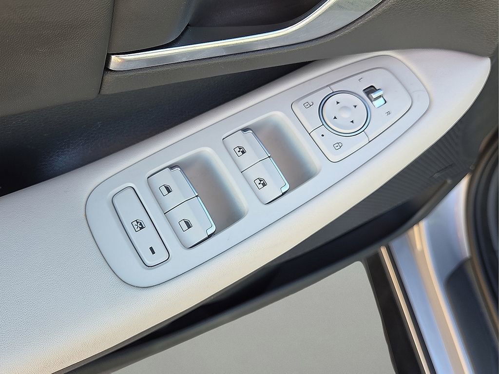 Used 2023 Hyundai Sonata SEL image 23