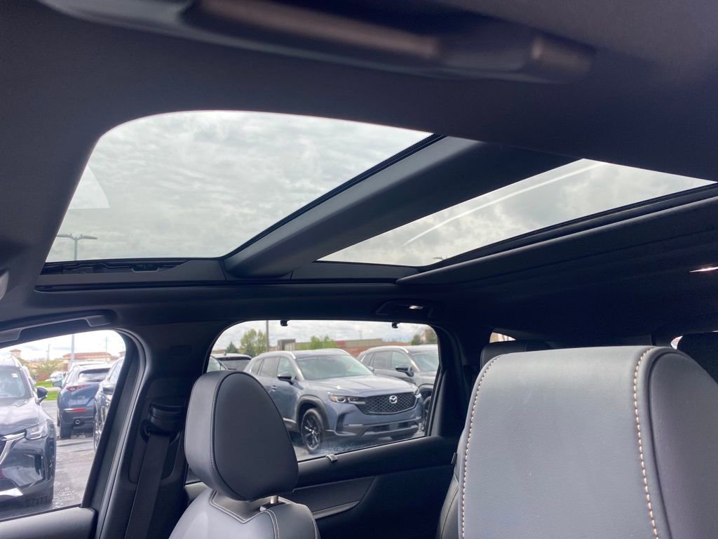 Used 2024 MAZDA CX-90 Plug-In Hybrid w/ Premium Plus image 19