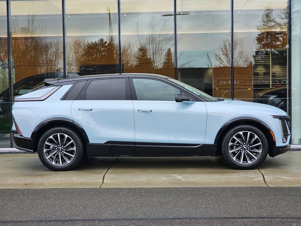 New 2026 Cadillac Lyriq Premium Sport AWD/4WD image 6