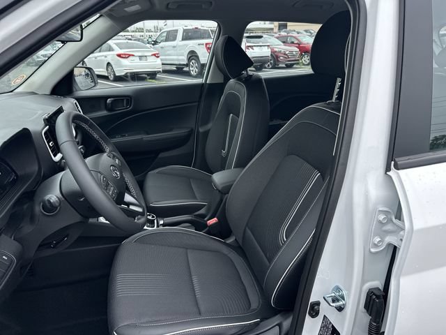New 2026 Hyundai Venue SEL FWD image 19