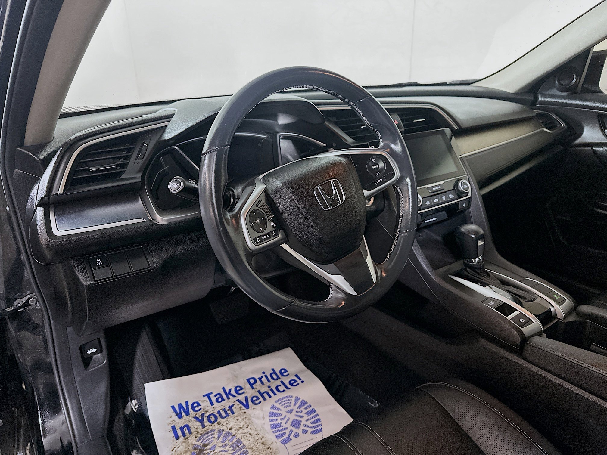 Certified 2018 Honda Civic EX-L image 9