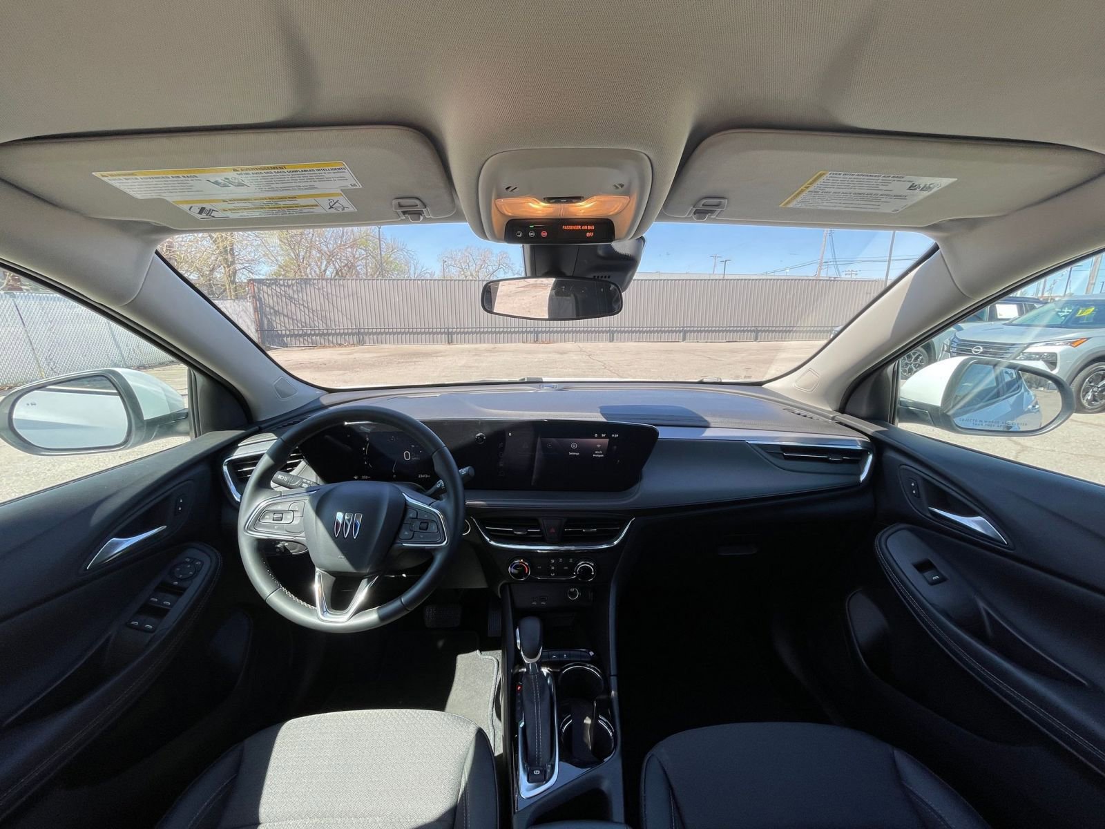 Used 2025 Buick Encore GX Preferred image 33