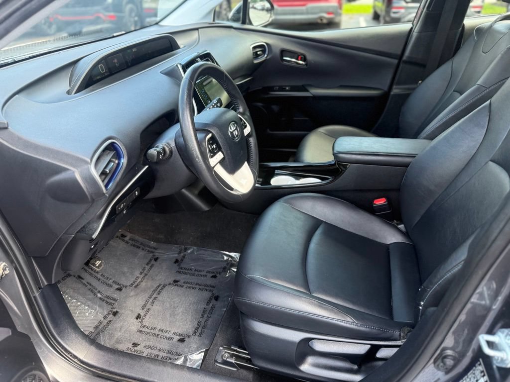 Certified 2016 Toyota Prius Three Touring FWD image 14