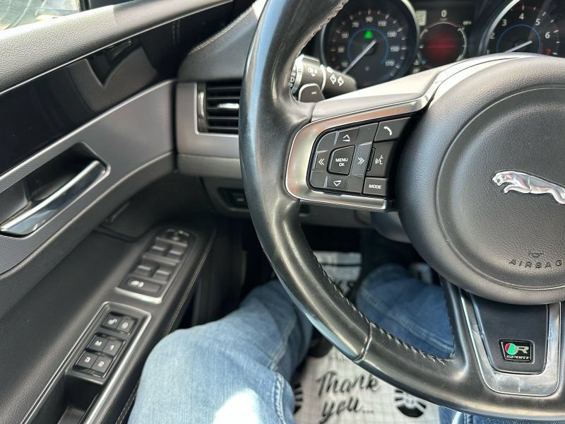 Used 2016 Jaguar XF R-Sport AWD/4WD image 16