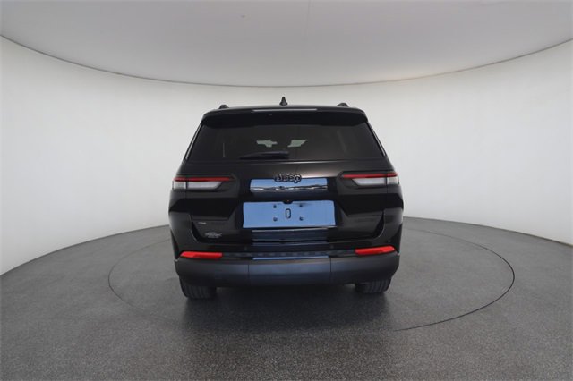 Used 2023 Jeep Grand Cherokee L Limited w/ Black Appearance Package image 15