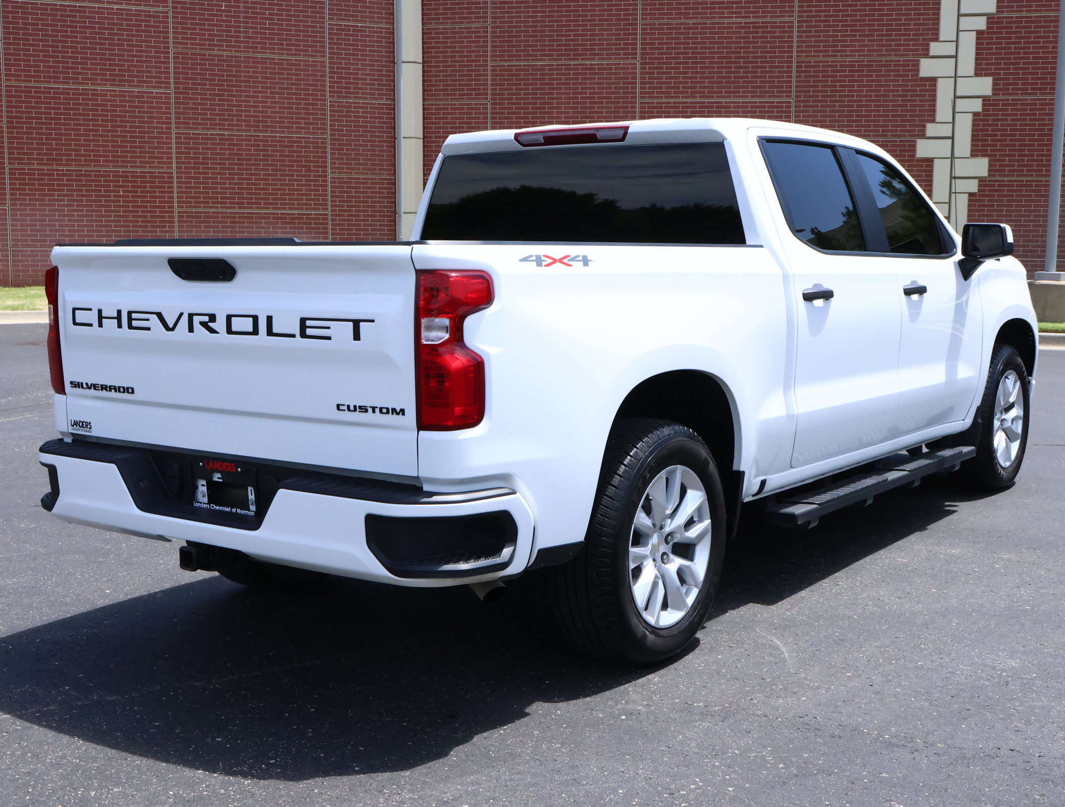 Used 2025 Chevrolet Silverado 1500 Custom w/ LPO, Dark Essentials Package AWD/4WD image 29