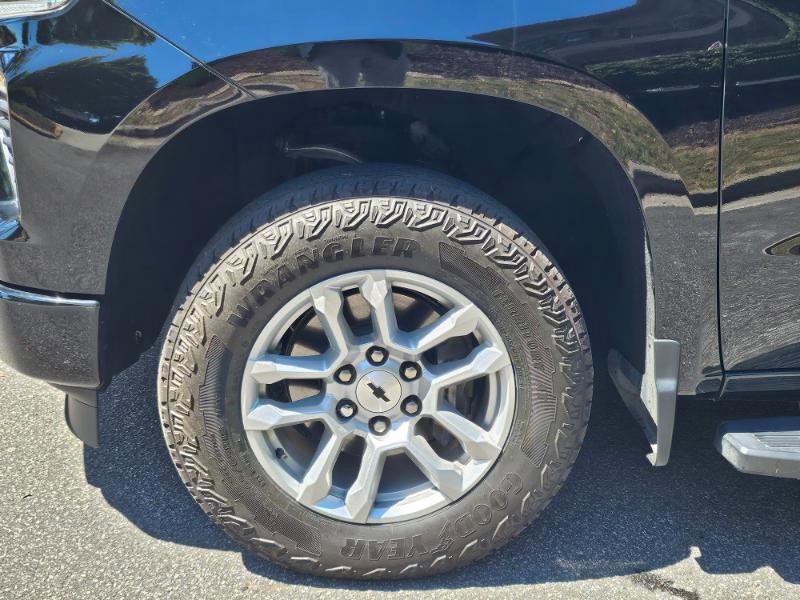 Used 2022 Chevrolet Silverado 1500 RST AWD/4WD image 16