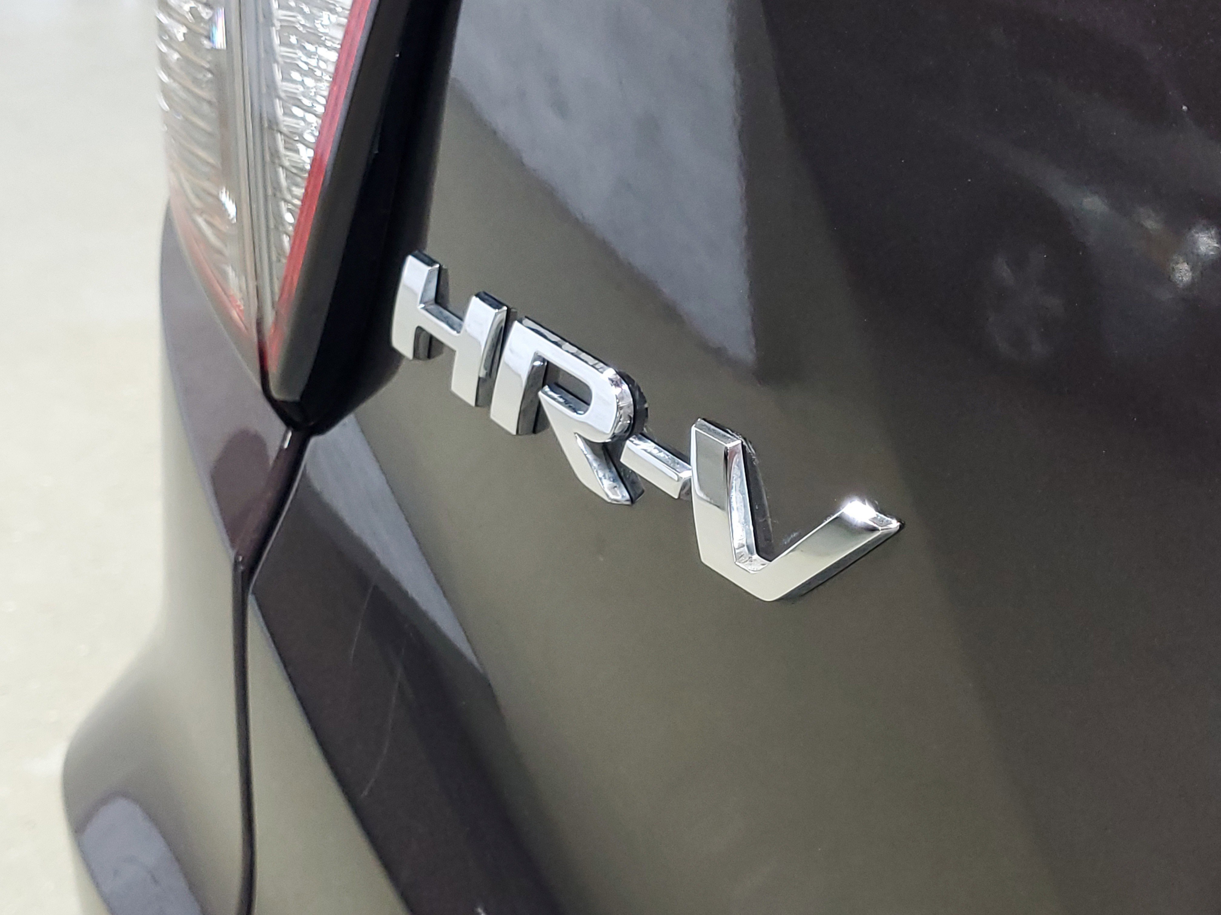 Used 2022 Honda HR-V EX image 8