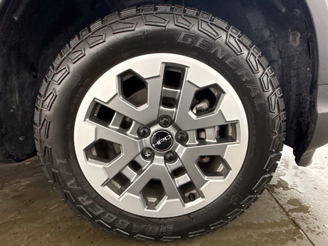 Used 2025 Honda Passport TrailSport image 10