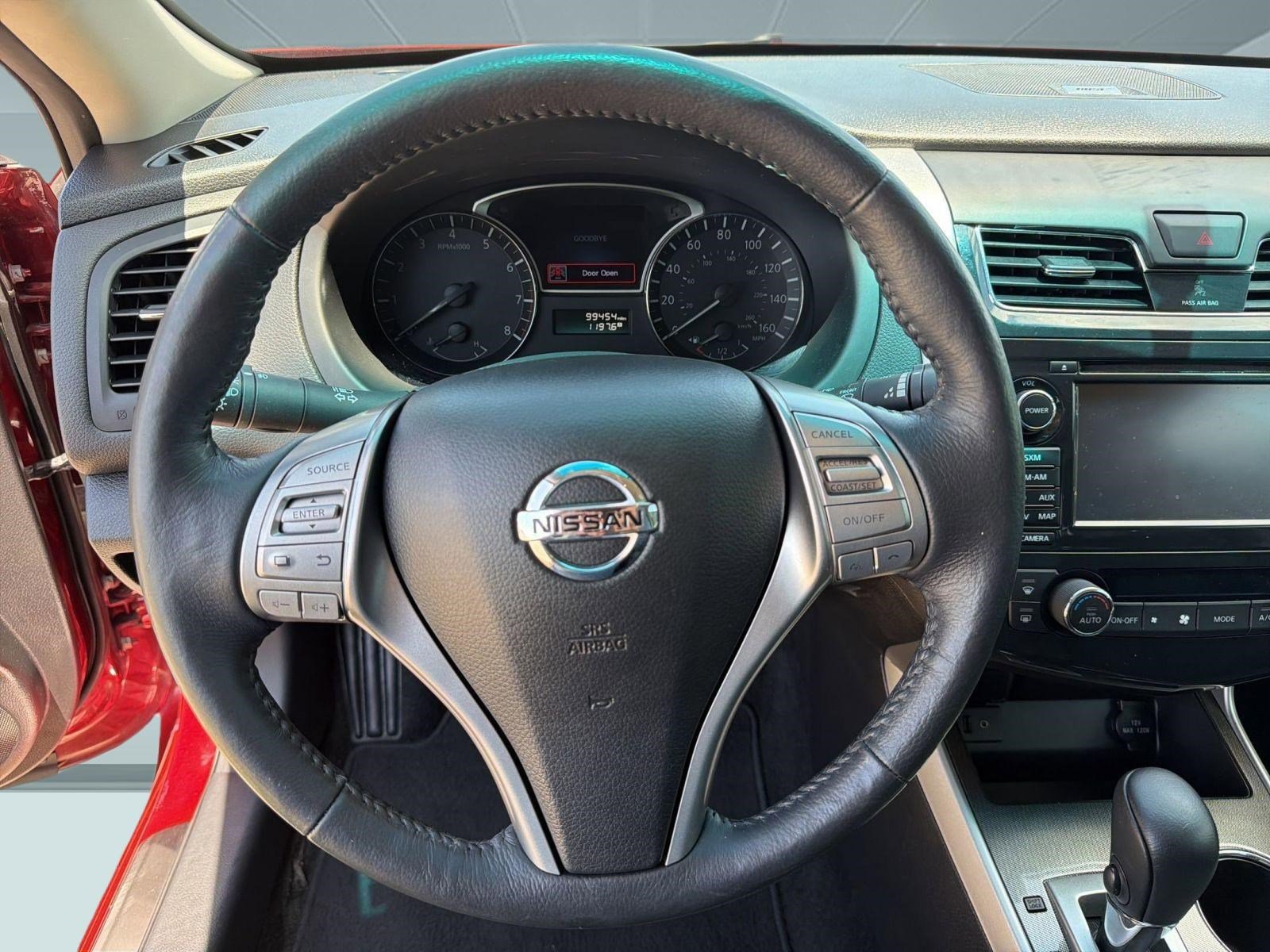 Used 2015 Nissan Altima 2.5 SL w/ Technology Package FWD image 18