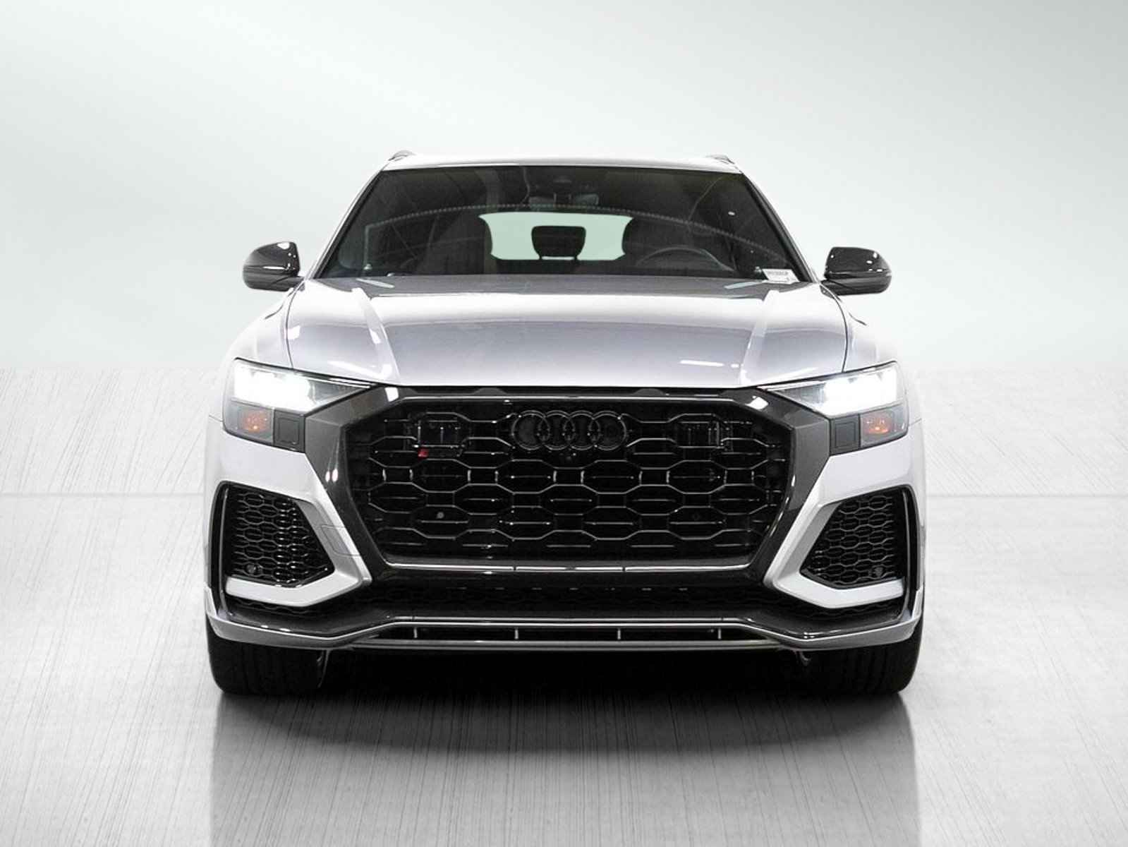 Used 2021 Audi RS Q8 w/ Carbon Optic Package AWD/4WD image 8