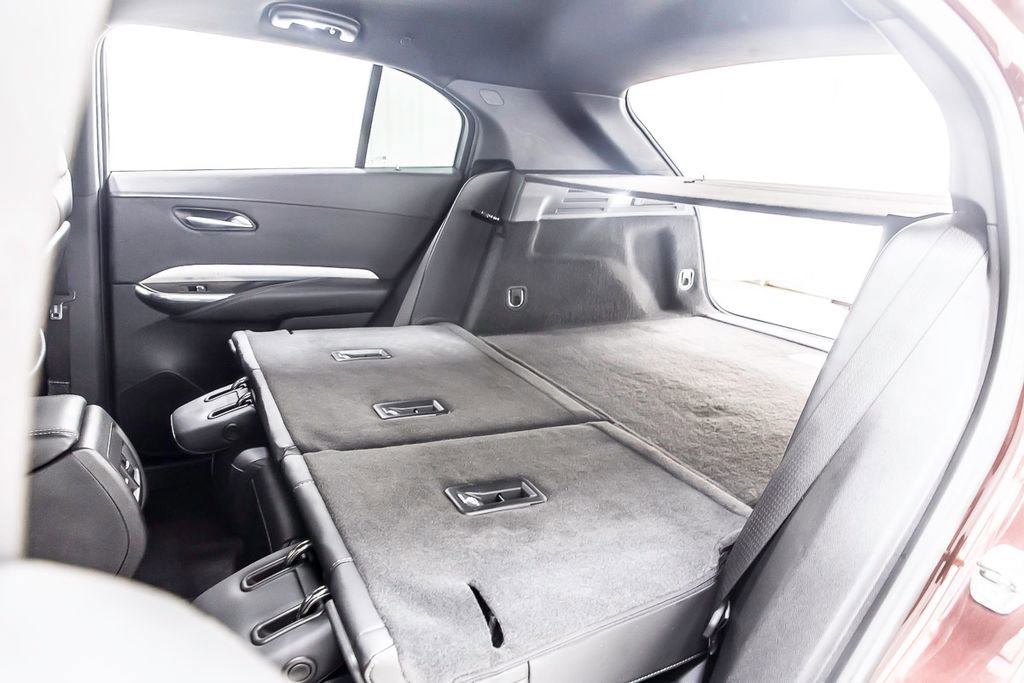 Used 2023 Cadillac XT4 Premium Luxury FWD image 36
