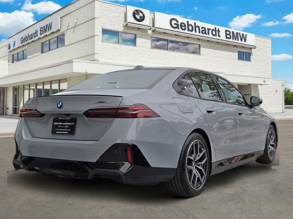 New 2026 BMW i5 eDrive40 w/ M Sport Package AWD/4WD image 5