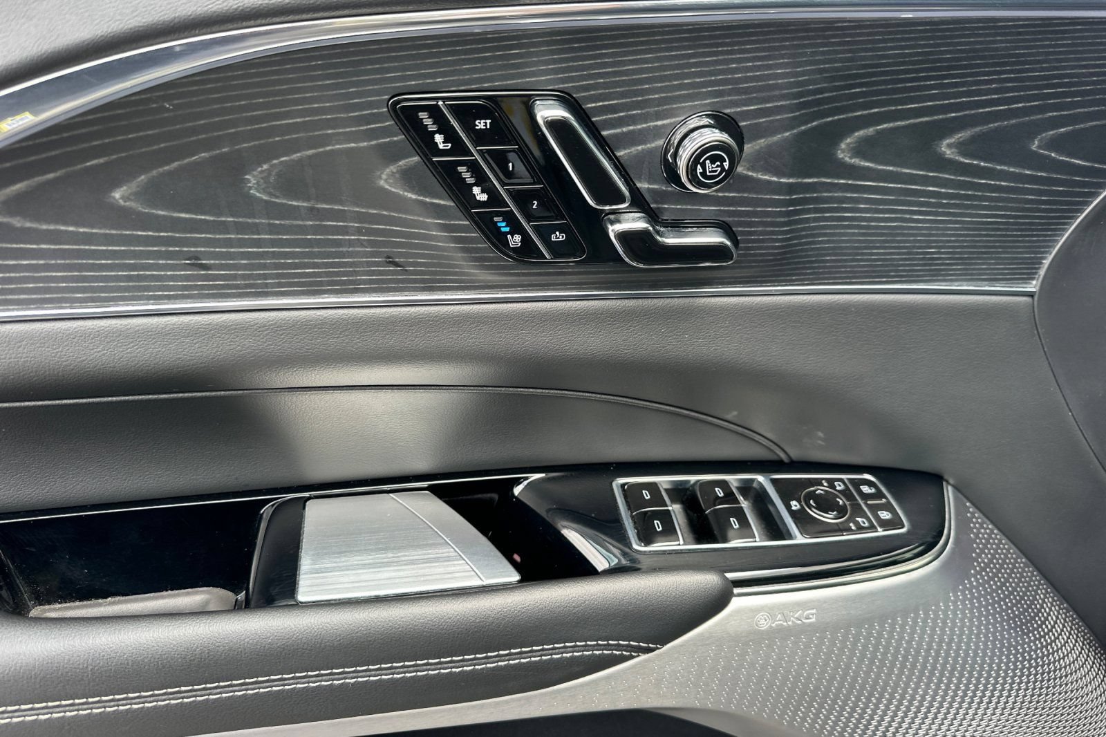 Certified 2024 Cadillac Lyriq Sport AWD/4WD image 11