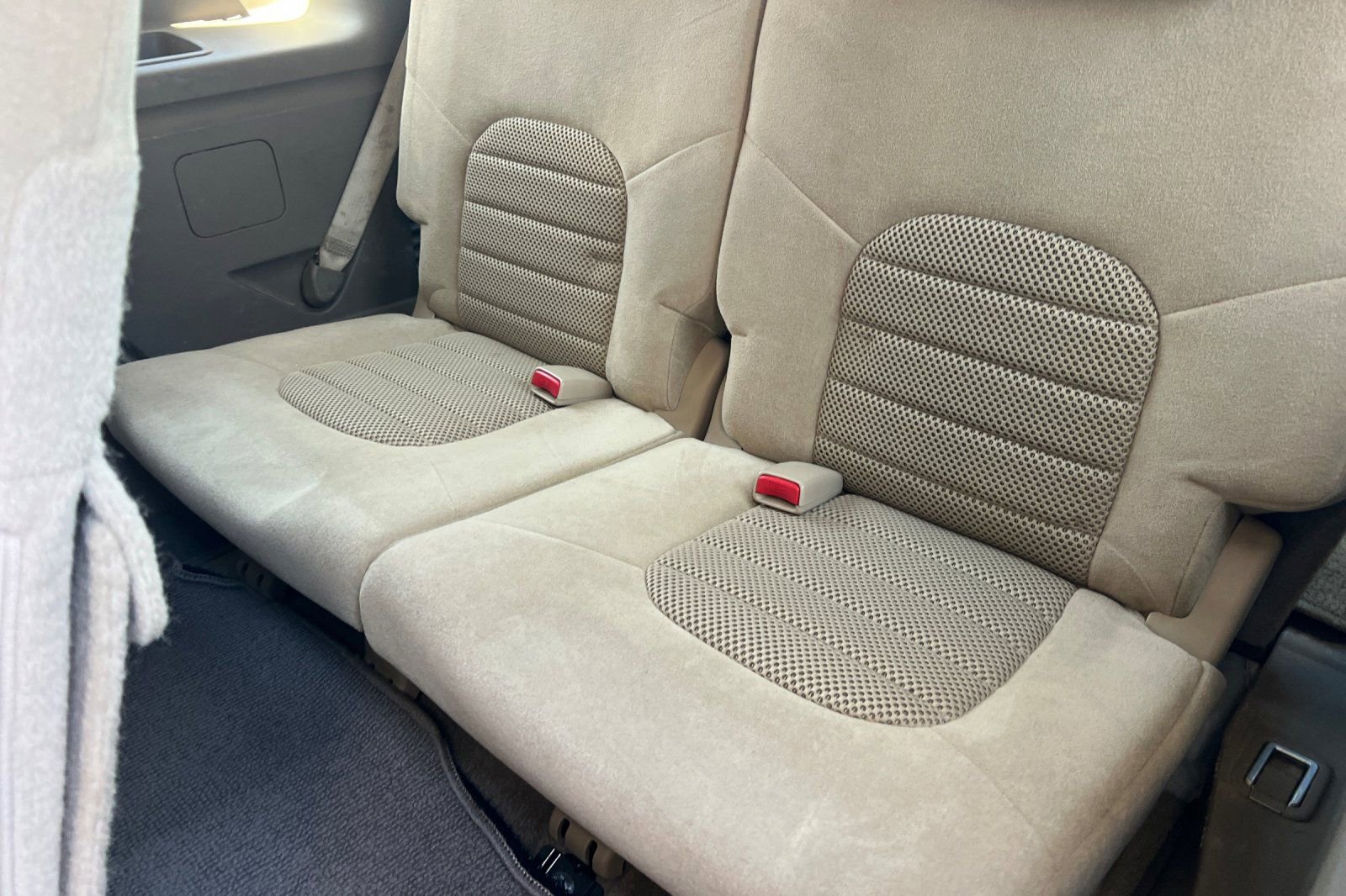 Used 2012 Nissan Pathfinder SV AWD/4WD image 15