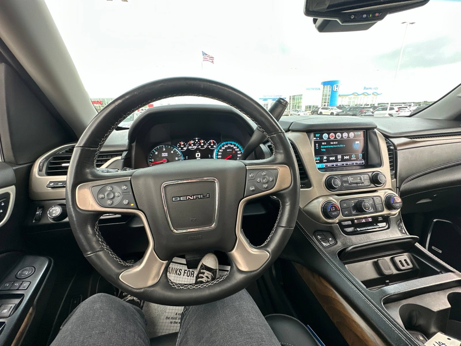 Used 2019 GMC Yukon Denali w/ Denali Ultimate Black Edition AWD/4WD image 54