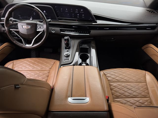 Used 2022 Cadillac Escalade Premium Luxury w/ Performance Package AWD/4WD image 12