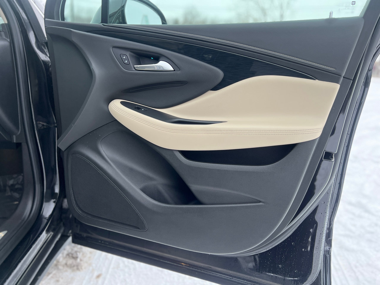 Used 2017 Buick Envision Preferred image 38