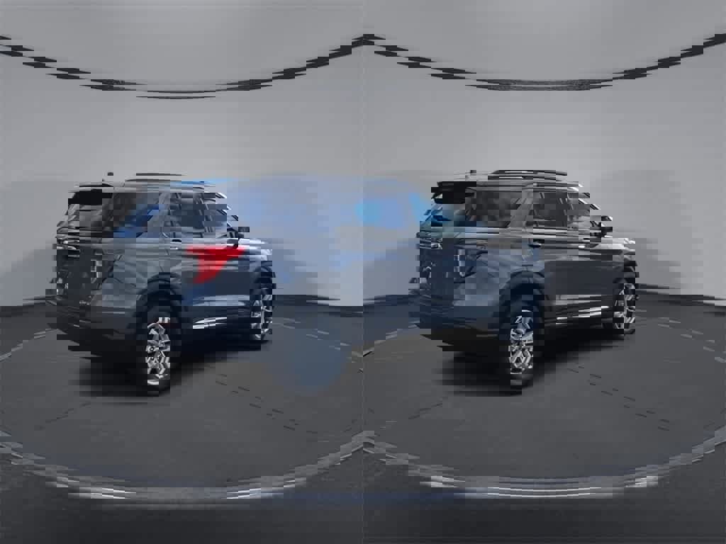 Used 2022 Ford Explorer XLT image 8