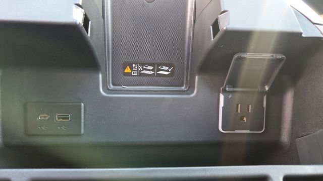 New 2026 GMC Sierra 1500 SLT w/ SLT Premium Package image 26