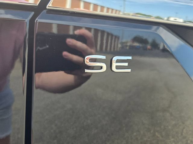 Certified 2026 Volkswagen Atlas SE FWD image 12