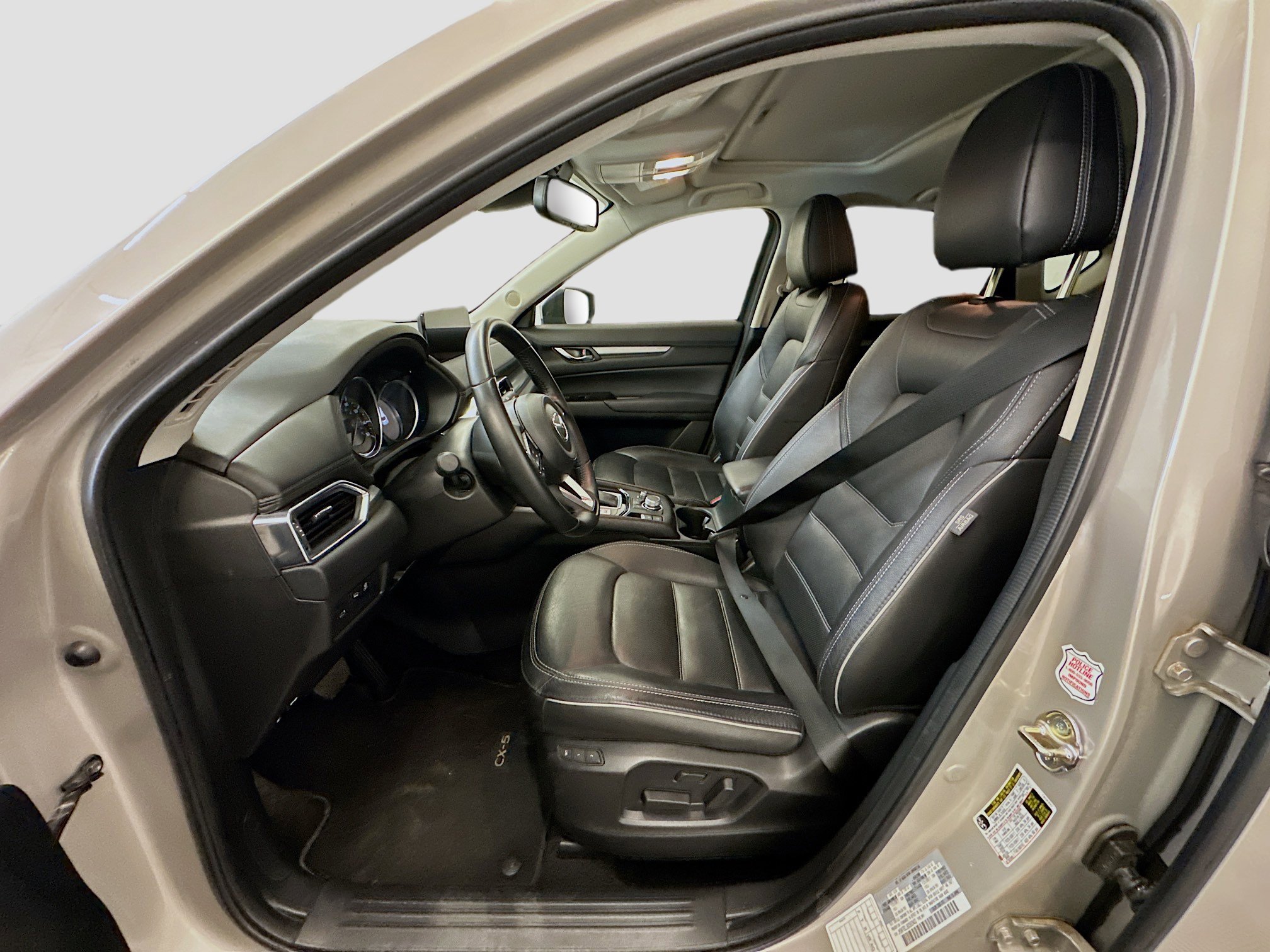 Used 2025 MAZDA CX-5 AWD 2.5 S w/ Preferred Package image 13