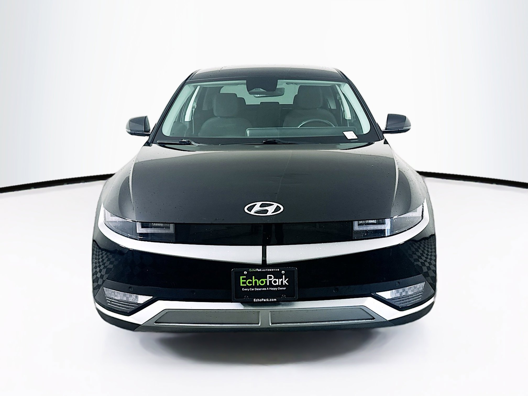 Used 2024 Hyundai Ioniq 5 SEL image 2