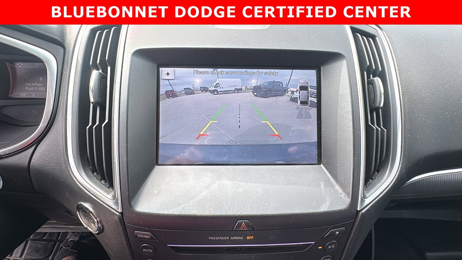 Used 2017 Ford Edge Titanium image 18