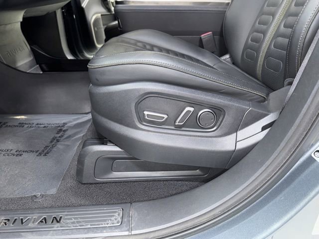 Used 2023 Rivian R1S Adventure AWD/4WD image 9