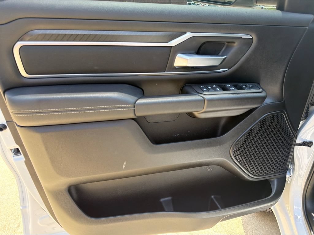 Used 2025 RAM 1500 Big Horn AWD/4WD image 18