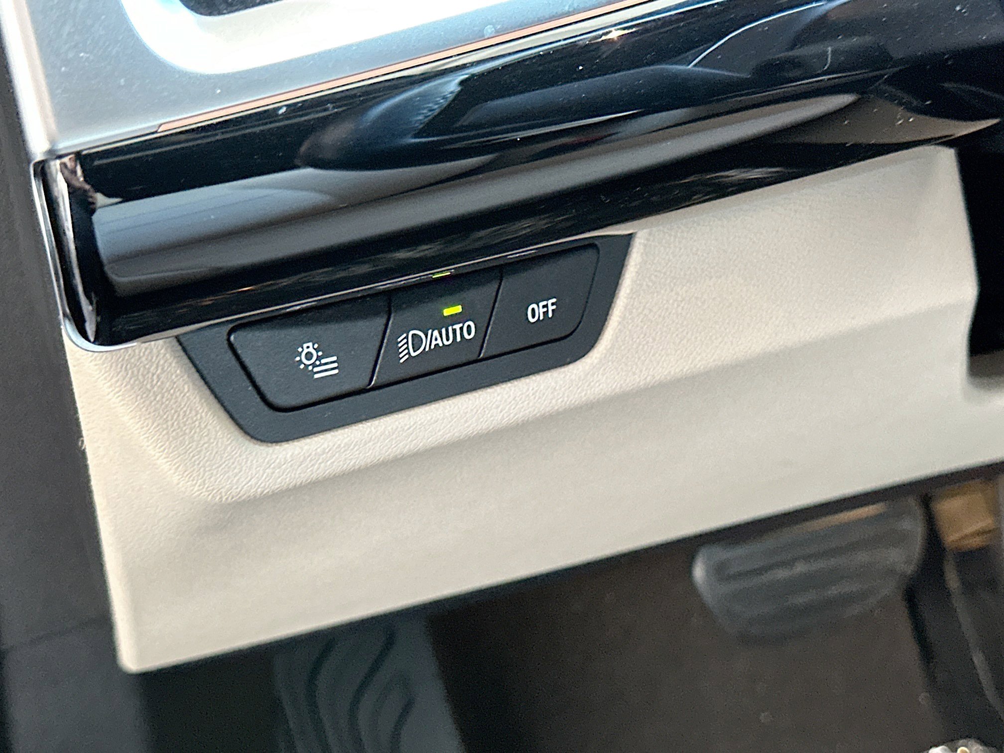 Certified 2023 BMW X1 xDrive28i AWD/4WD image 10