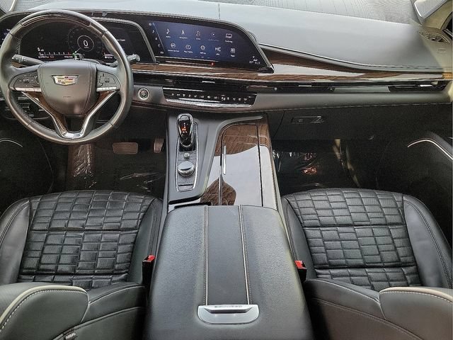 Used 2024 Cadillac Escalade Sport Platinum w/ LPO, ONYX Package AWD/4WD image 12